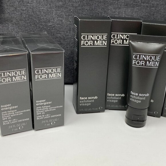 Clinque For men - 10 Face Srub in Box & 15 Super Energizer Moisture Tubes in box - Picture 1 of 1